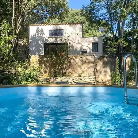 Mazet Entre Et Garrigue Avec Piscine * Nimes